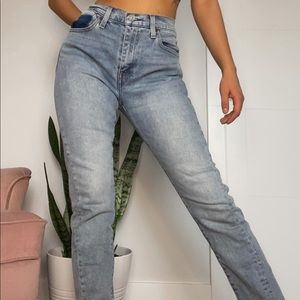 Levi’s Mom Jeans